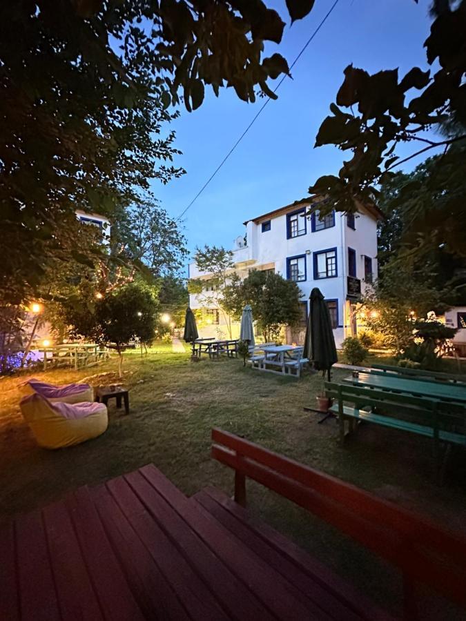 Sakliderebutikotel Edremit  Eksteriør billede